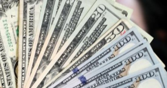 سعر الدولار في عدن وحضرموت اليوم الأحد 4 - 6 - 2023