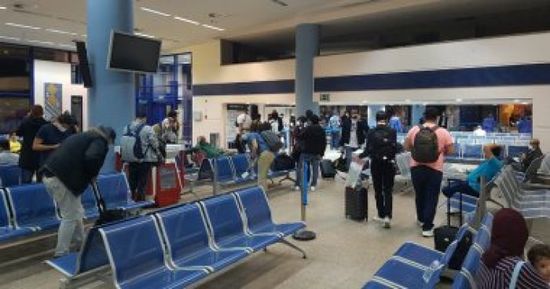 21 رحلة طيران دولية تهبط بمطار مرسى علم
