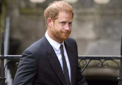 الأمير هاري يشن هجومًا ضاريًا على "الصحافة"