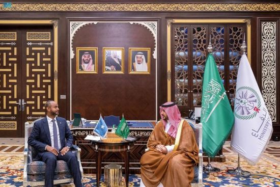 وزير الدفاع السعودي يلتقي نظيره الصومالي بجدة