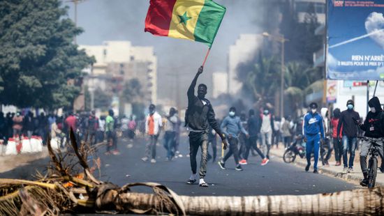 السنغال تفتح تحقيقات في أعمال عنف غير مسبوقة
