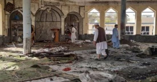 انفجار داخل مسجد خلال جنازة في أفغانستان