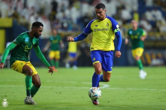 الخليج السعودي يستعيد المهاجم آل سالم