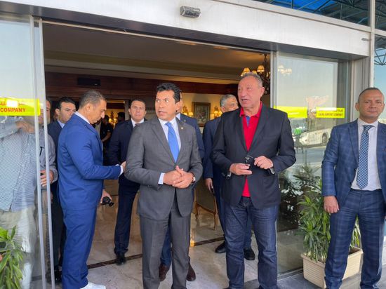 استقبال رسمي لبعثة النادي الأهلي بمطار القاهرة