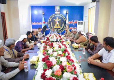 بن بريك يتلقى تصورا عن الأوضاع بالمنطقة الوسطى في أبين