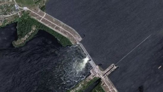 17 قتيلا ضحايا تدمير سد كاخوفكا في مناطق سيطرة روسيا