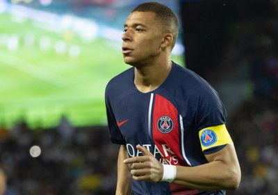 تفاصيل أزمة مبابي مع باريس سان جيرمان