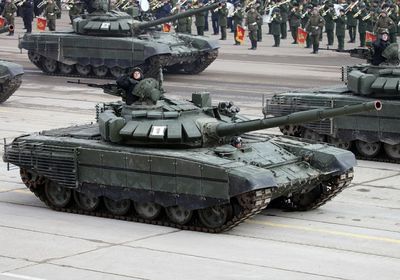 أمريكا تزود أوكرانيا بدبابات "أبرامز" المسلحة بقذائف اليورانيوم