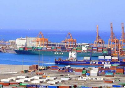 ارتفاع أعداد حاويات المُناولة في موانئ السعودية 18.8%