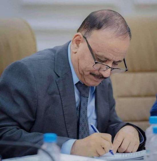 وزير النقل يكلف عبدالسلام محسن مديرا لحماية البيئة البحرية