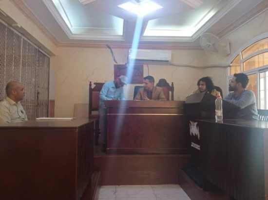 السجن 25 عاما لمدانين بالإتجار بالمخدرات في عدن