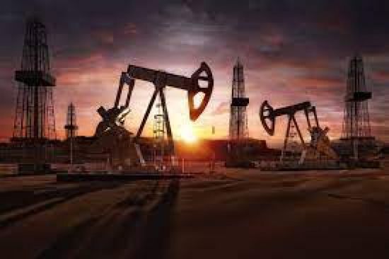 أسعار النفط ترتفع وتعوض خسائرها