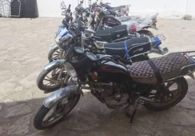 وورشة لتغيير ملامحها.. ضبط عصابتين لسرقة الدراجات في فوة