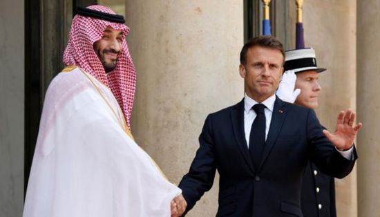 ولي العهد السعودي يصل إلى قصر الإليزيه للقاء الرئيس الفرنسي