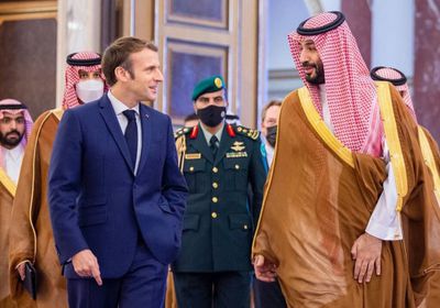 ولي العهد السعودي يبحث مع ماكرون الملف اللبناني