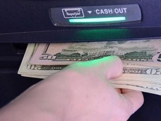 البنوك الأمريكية تشهد أكبر انخفاض في الودائع غير المؤمنة