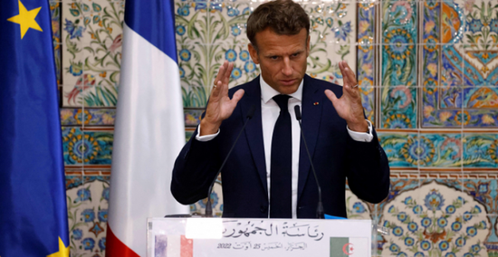 رهان ماكرون على الجزائر يصطدم بتعقيدات