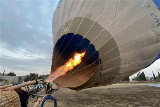 إصابة سبعة أشخاص بحريق بمنطاد في سويسرا