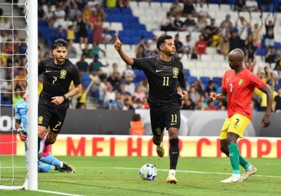 برباعية.. البرازيل تقسو على غينيا وديًا