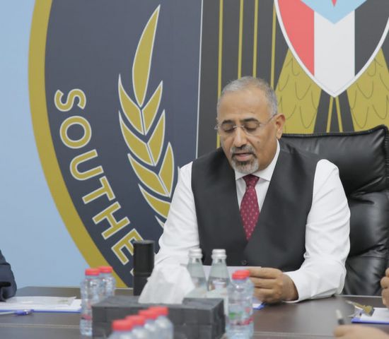 الرئيس الزُبيدي: نحرص على إنجاز مجلس القيادة لمهامه