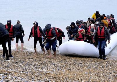 10 آلاف مهاجر عبروا قناة المانش إلى بريطانيا