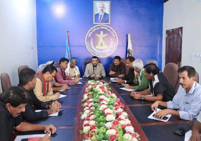 انتقالي شبوة يؤيد جهود المحافظ العولقي لصناعة الاستقرار والتنمية