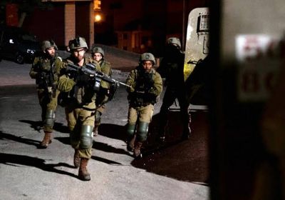 اشتباكات عنيفة في جنين وإطلاق صواريخ من مروحية إسرائيلية