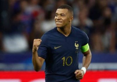 مبابي يقود فرنسا للفوز على اليونان