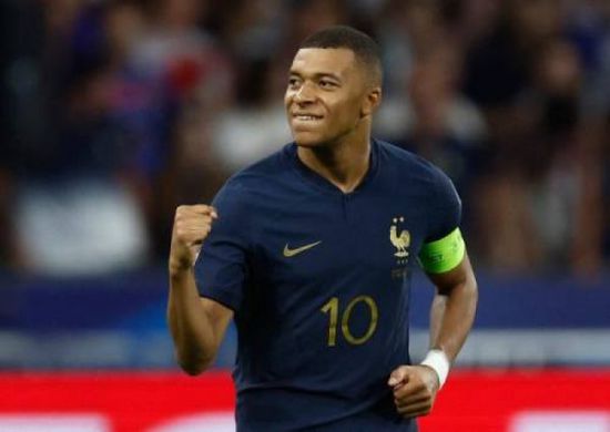 مبابي يقود فرنسا للفوز على اليونان