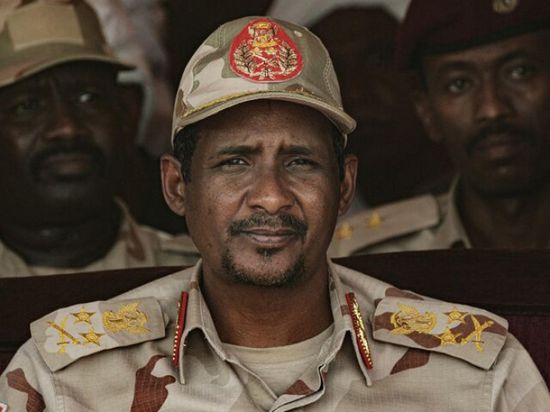 حميدتي يؤكد التزامه باتفاق وقف إطلاق النار