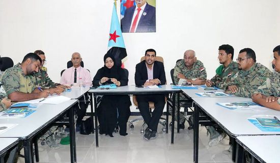 توعية أفراد الحزام الأمني في عدن بالقانون الدولي الإنساني