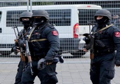 الشرطة الألبانية تداهم مدينة يسكنها معارضون إيرانيون