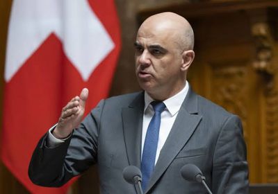 الرئيس السويسري آلان بيرسيه يعتزم التنحي نهاية العام