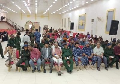 أمن أبين يوعي بخطر المخدرات بفعالية مجتمعية