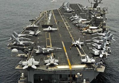 حاملة طائرات أمريكية ترسو في فيتنام الأحد