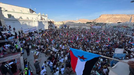 حضرموت ترفض مكونات الإخوان.. وحدة جنوبية ضد أدوات الاحتلال