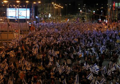 آلاف الإسرائيليين يتظاهرون مجددًا ضد التعديلات القضائية