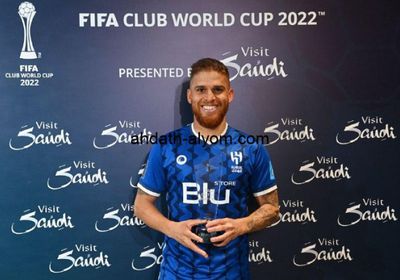 الكولومبي غوستافو كويلار على أعتاب الشباب