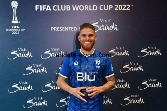 الكولومبي غوستافو كويلار على أعتاب الشباب