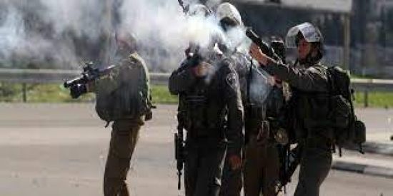 اختناق عشرات الفلسطينيين بالغاز السام في جنين