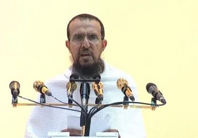 خطيب يوم عرفة يحذر من الحملات المغرضة لتفريق الكلمة