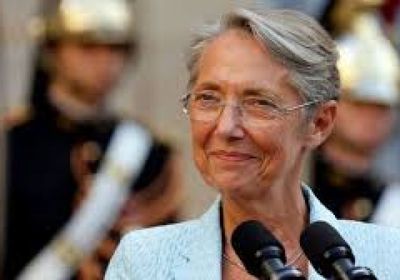 رئيسة وزراء فرنسا: يجب تهدئة الوضع مهما كلف الأمر