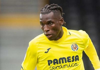 جاكسون مهاجم السنغال ينضم إلى تشيلسي من فياريال