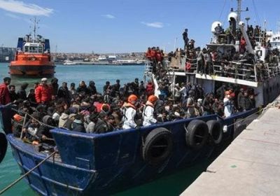 بريطانيا تعتزم إبرام اتفاق مع إيطاليا لوقف تدفق المهاجرين