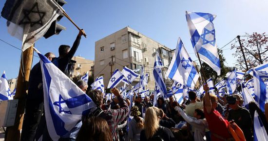 تجدد المظاهرات احتجاجًا على خطة الحكومة الإسرائيلية