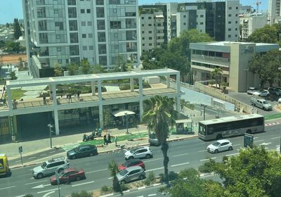 إصابة 10 في عملية دهس وإطلاق نار شمال تل أبيب