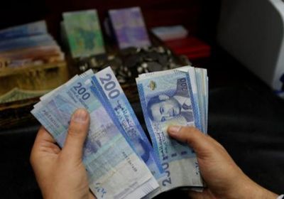 الدولار في المغرب يهبط بافتتاح تعاملات الأربعاء