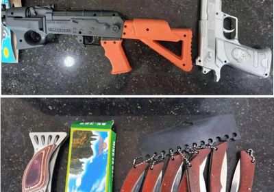 حظر دخول شحنة أسلحة بيضاء عبر ميناء عدن