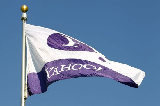 "ياهو" تخطط للعودة إلى البورصة بعد بيعها لشركة "أبولو"