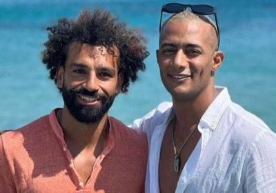 محمد رمضان ينشر صورة جديدة مع محمد صلاح